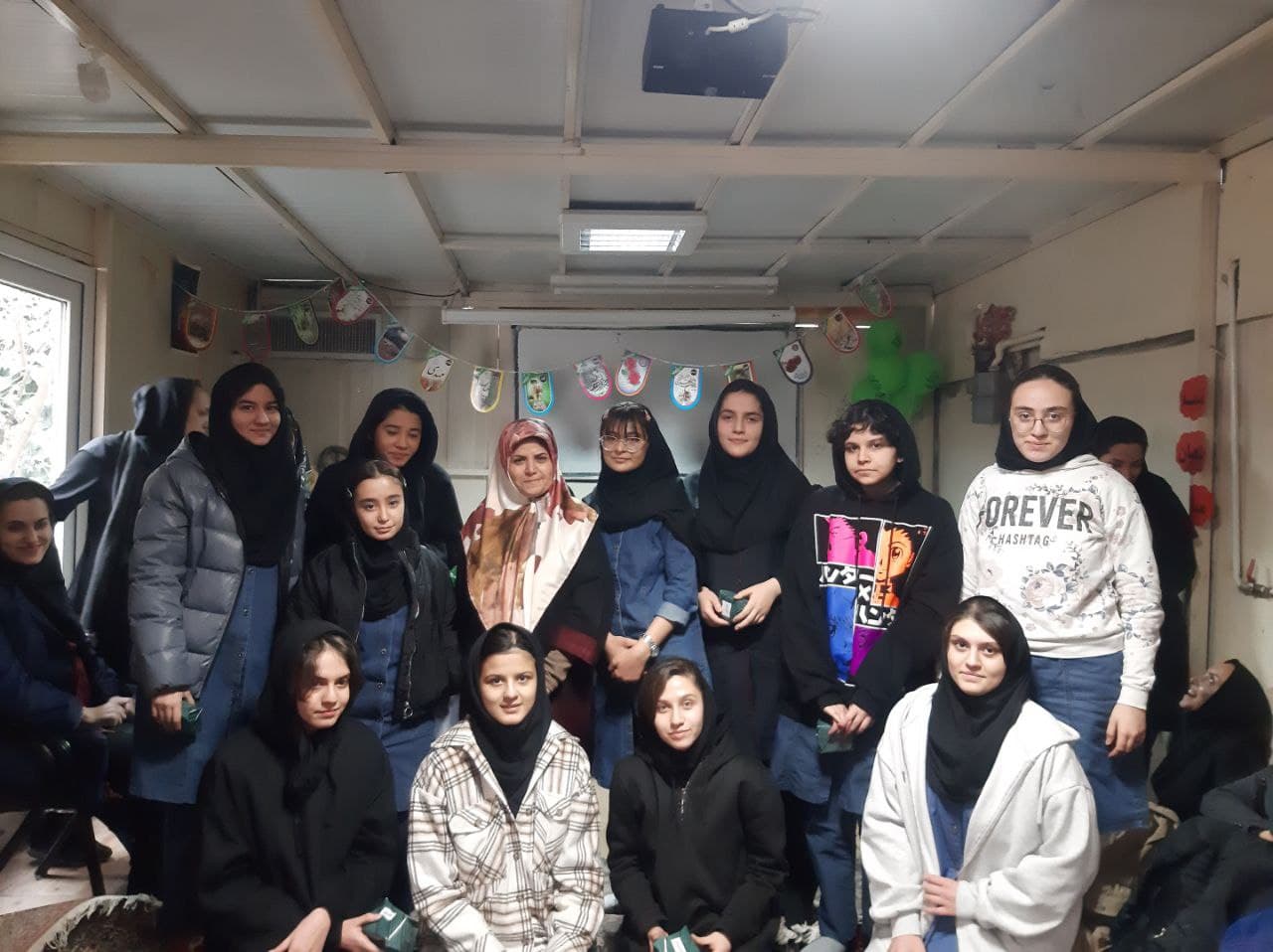 جشن نیمه شعبان و تقدیر از دانش‌آموزان حائز رتبه